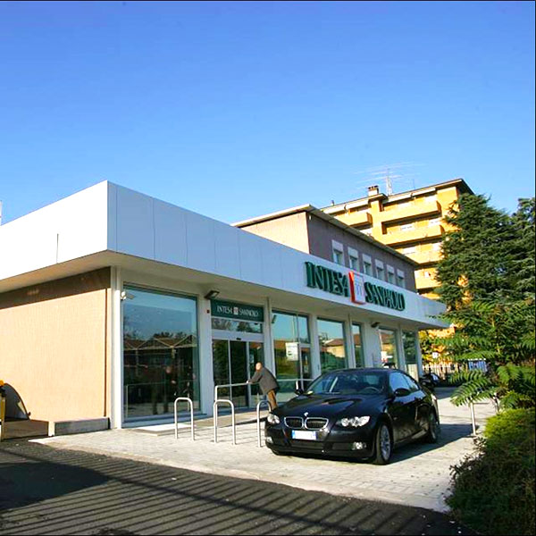 Banca Intesa - realizzazione filiale di Monza